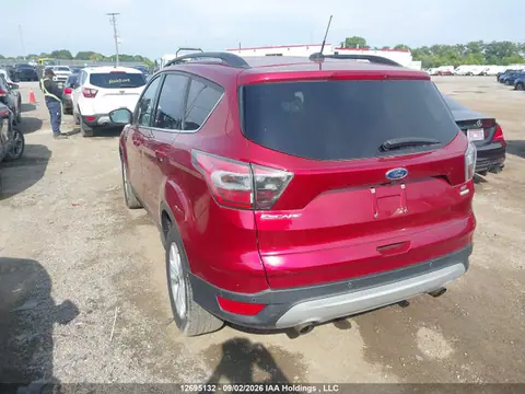 2017 Ford ESCAPE SE VIN 1FMCU0G91HUA42005 фото 3