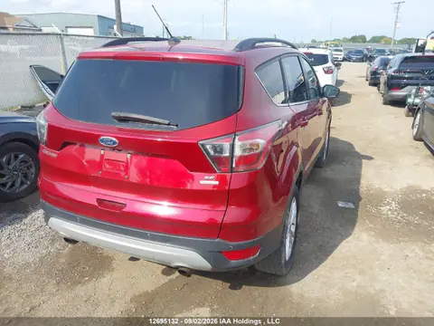 2017 Ford ESCAPE SE VIN 1FMCU0G91HUA42005 фото 4