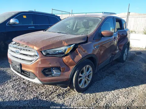 2017 Ford ESCAPE SE VIN 1FMCU0GD7HUA73120 фото 2
