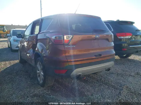 2017 Ford ESCAPE SE VIN 1FMCU0GD7HUA73120 фото 3