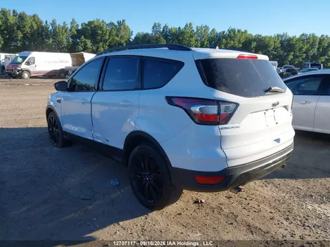 2017 Ford ESCAPE SE VIN 1FMCU9G98HUD69599 фото 3