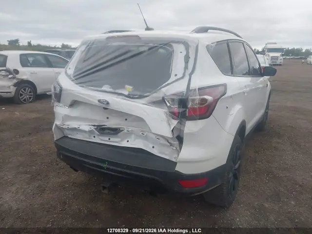 2017 Ford ESCAPE SE VIN 1FMCU9GD3HUD97024 фото 4