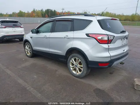 2017 Ford ESCAPE SE VIN 1FMCU9GD0HUE98859 фото 3