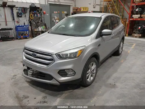 2017 Ford ESCAPE SE VIN 1FMCU9GD2HUE41174 фото 2