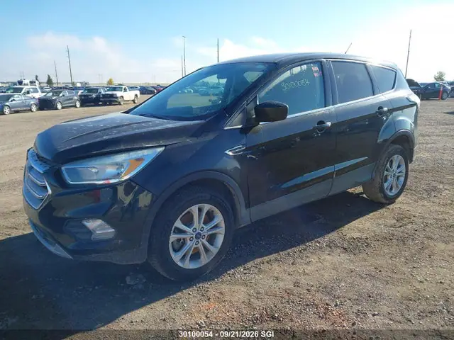 1FMCU9GD7HUA41692 — 2017 Ford Escape SE, фото 2 с аукциона IAAI 29.09.2026, Передняя часть