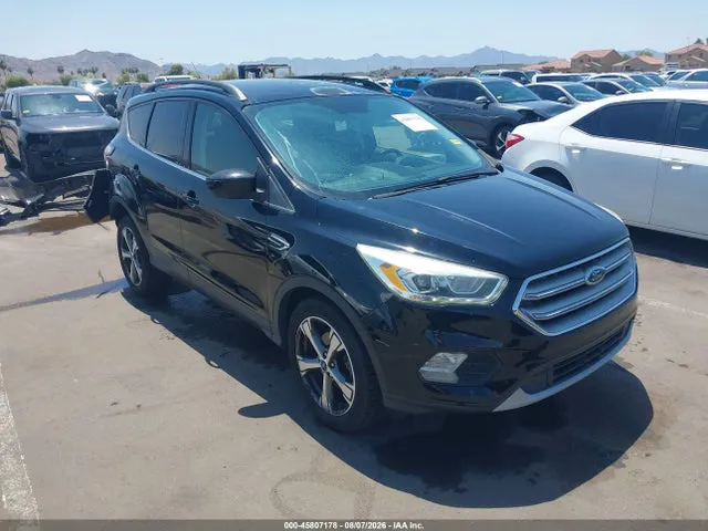 2017 Ford ESCAPE SE VIN 1FMCU0GD5HUC07297 фото 1