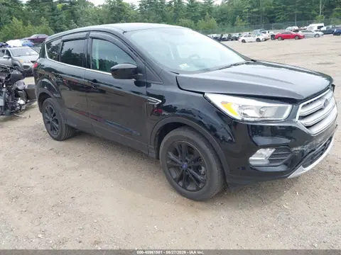 1FMCU0GDXHUE23033 — 2017 Ford Escape SE, Передняя часть (Front End), фото до ремонта