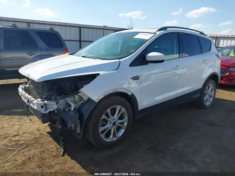 2017 Ford ESCAPE SE VIN 1FMCU9G94HUD96203 фото 2