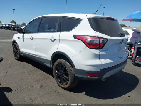 2017 Ford ESCAPE SE VIN 1FMCU9GD2HUC53710 фото 3