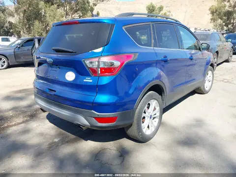 2017 Ford ESCAPE SE VIN 1FMCU0GD9HUB29817 фото 4