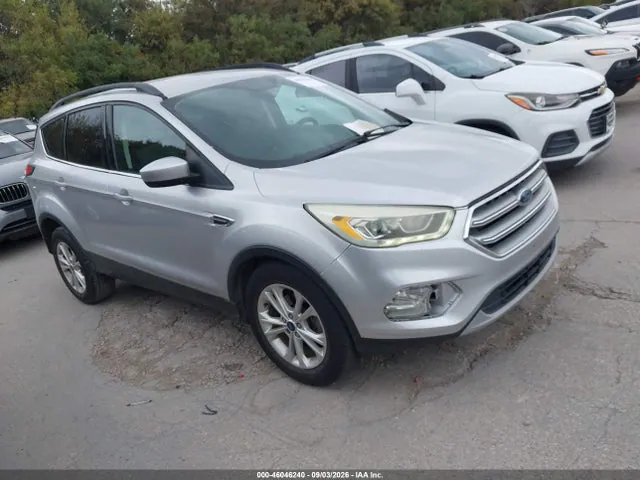 2017 Ford ESCAPE SE VIN 1FMCU0GD9HUB41174 фото 1