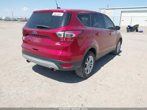 2017 Ford ESCAPE SE VIN 1FMCU0G96HUC24945 фото 4
