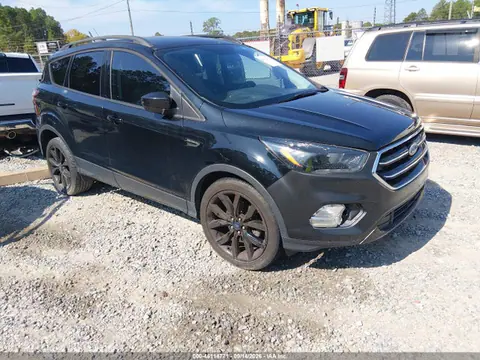 2017 Ford ESCAPE SE VIN 1FMCU0GD4HUA75844 фото 1