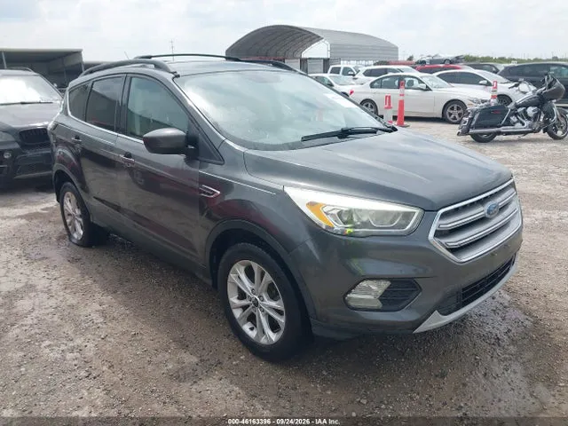 2017 Ford ESCAPE SE VIN 1FMCU0G98HUD91243 фото 1