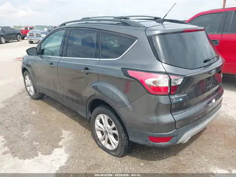 2017 Ford ESCAPE SE VIN 1FMCU0G98HUD91243 фото 3