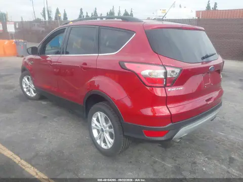 2017 Ford ESCAPE SE VIN 1FMCU0G9XHUE96768 фото 3