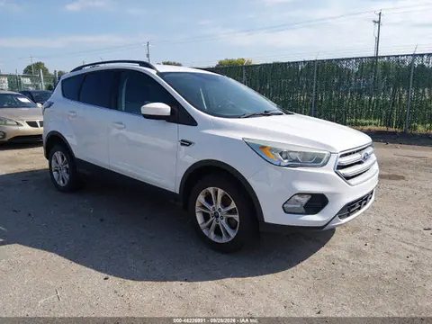 1FMCU0GD8HUB41649 — 2017 Ford Escape SE, Естественный износ (Normal Wear & Tear), фото до ремонта