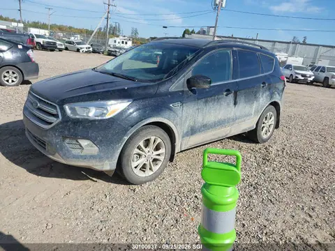 2018 Ford ESCAPE SE VIN 1FMCU9GD4JUC92949 фото 2