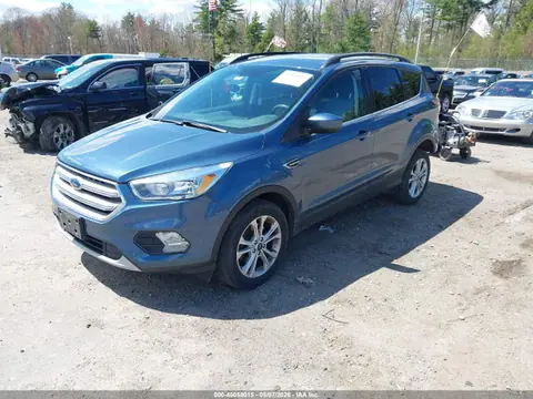 2018 Ford ESCAPE SE VIN 1FMCU9GD6JUC43364 фото 2