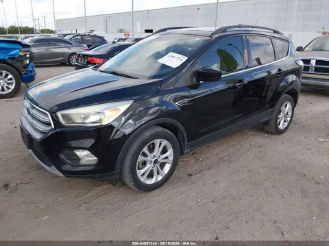 2018 Ford ESCAPE SE VIN 1FMCU0GDXJUB75713 фото 2