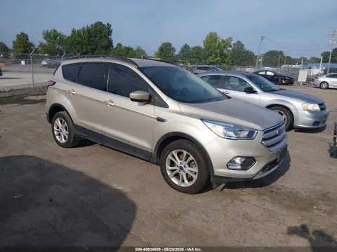 1FMCU0GD5JUC67585 — 2018 Ford Escape SE, Задняя часть (Rear), фото до ремонта