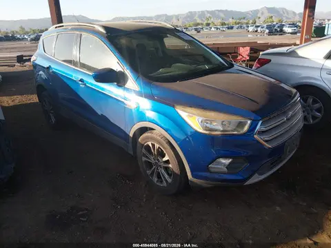 1FMCU0GDXJUA42403 — 2018 Ford Escape SE, Естественный износ (Normal Wear & Tear), фото до ремонта