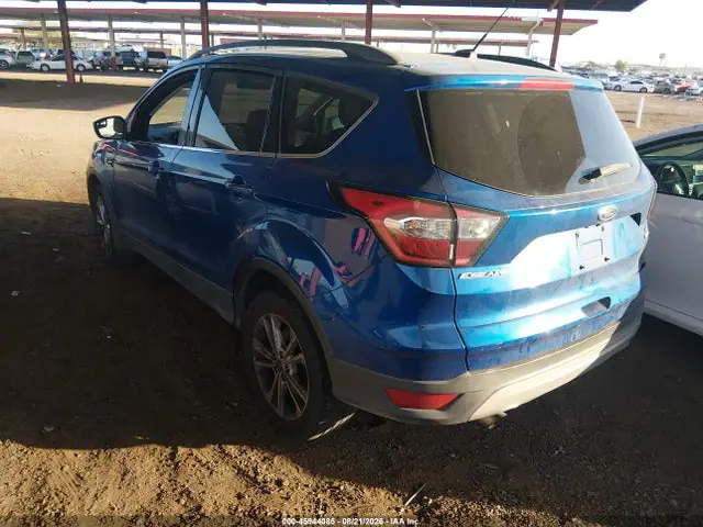 2018 Ford ESCAPE SE VIN 1FMCU0GDXJUA42403 фото 3
