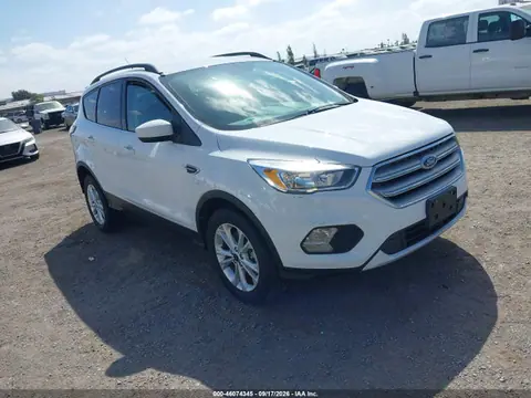 1FMCU9GD3JUD08526 — 2018 Ford Escape SE, Естественный износ (Normal Wear & Tear), фото до ремонта