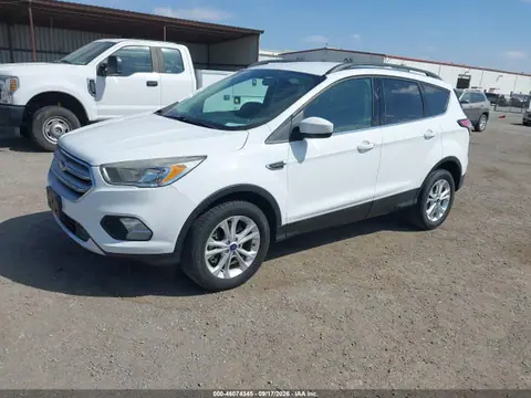2018 Ford ESCAPE SE VIN 1FMCU9GD3JUD08526 фото 2