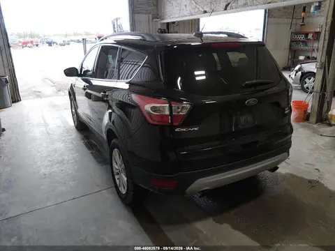 2018 Ford ESCAPE SE VIN 1FMCU9GD9JUD08921 фото 3