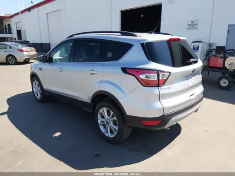 2018 Ford ESCAPE SE VIN 1FMCU9GD7JUD08903 фото 3