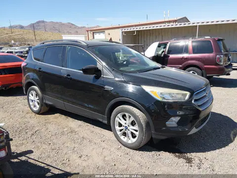 1FMCU9GDXJUA10829 — 2018 Ford Escape SE, Естественный износ (Normal Wear & Tear), фото до ремонта