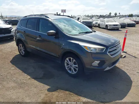 1FMCU0GD6JUD29690 — 2018 Ford Escape SE, Естественный износ (Normal Wear & Tear), фото до ремонта