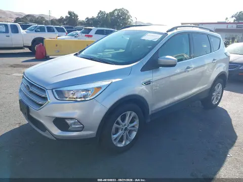 2018 Ford ESCAPE SE VIN 1FMCU0GD4JUD03332 фото 2