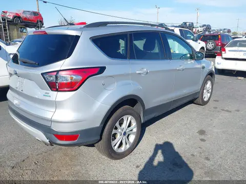 2018 Ford ESCAPE SE VIN 1FMCU0GD4JUD03332 фото 4