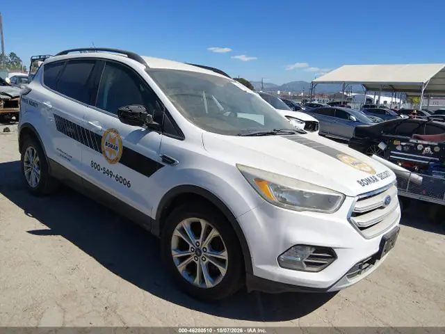 1FMCU0GD6JUA56511 — 2018 Ford Escape SE, Естественный износ (Normal Wear & Tear), фото до ремонта