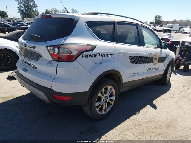 1FMCU0GD6JUA56511 — 2018 Ford Escape SE, фото 4 с аукциона IAAI 14.10.2026, Естественный износ