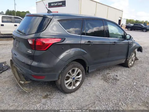 2019 Ford ESCAPE SE VIN 1FMCU0GD3KUC35588 фото 4
