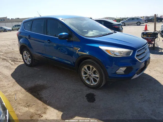 2019 Ford ESCAPE SE VIN 1FMCU0GD0KUA05460 фото 1
