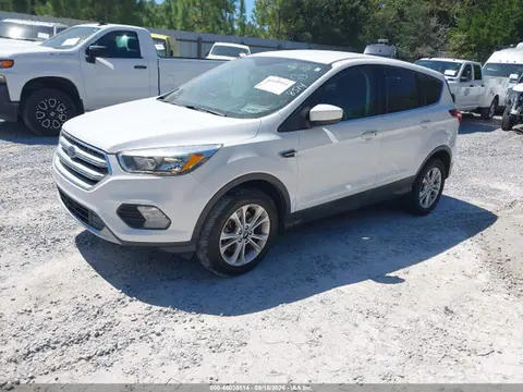 2019 Ford ESCAPE SE VIN 1FMCU9GD7KUA65238 фото 2