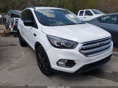 1FMCU0GD8KUA40926 — 2019 Ford Escape SE, Естественный износ (Normal Wear & Tear), фото до ремонта