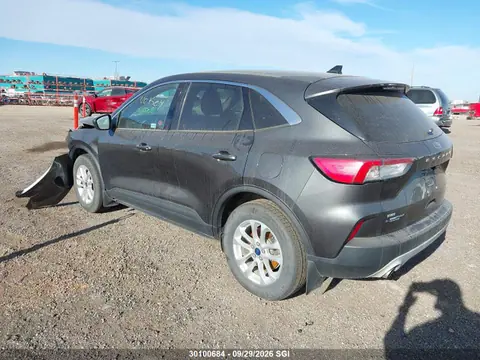 2020 Ford ESCAPE SE VIN 1FMCU9G62LUA02597 фото 3