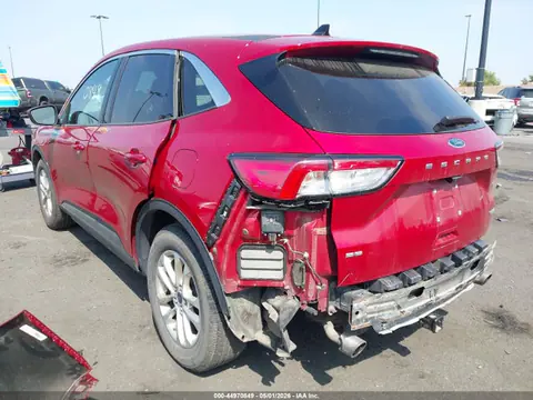 2020 Ford ESCAPE SE VIN 1FMCU0G68LUA28326 фото 3