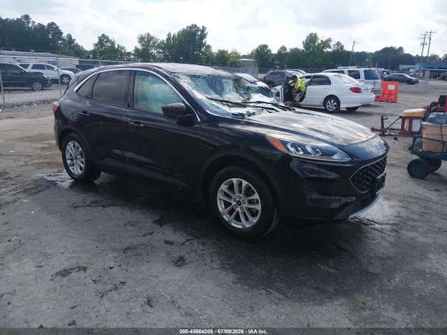2020 Ford ESCAPE SE VIN 1FMCU0G64LUA52770 фото 1
