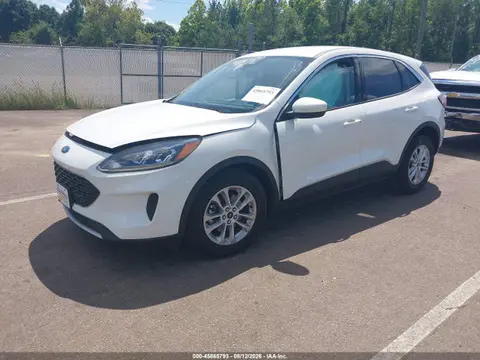 2020 Ford ESCAPE SE VIN 1FMCU0G60LUA23394 фото 2