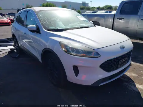 1FMCU0G61LUA46179 — 2020 Ford Escape SE, Задняя часть (Rear), фото до ремонта