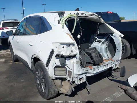 2020 Ford ESCAPE SE VIN 1FMCU0G61LUA46179 фото 3