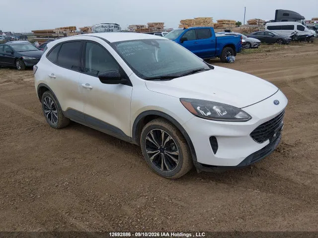 2021 Ford ESCAPE SE VIN 1FMCU9BZ9MUA06780 фото 1