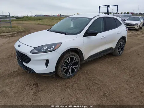 2021 Ford ESCAPE SE VIN 1FMCU9BZ9MUA06780 фото 2