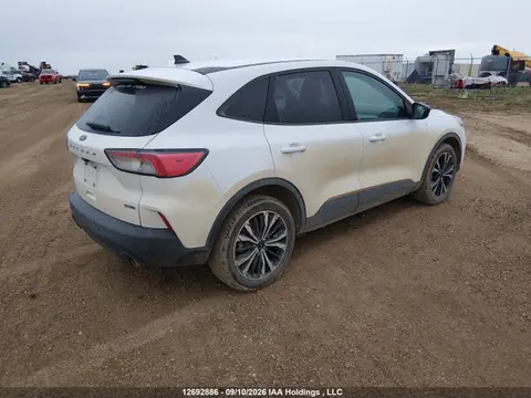 2021 Ford ESCAPE SE VIN 1FMCU9BZ9MUA06780 фото 4
